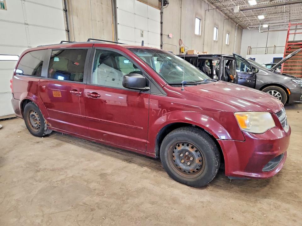 2011 Dodge Grand Caravan მანქანა იყიდება აუქციონზე, vin: 2D4RN4DG7BR722472, აუქციონის ნომერი: 71232516
