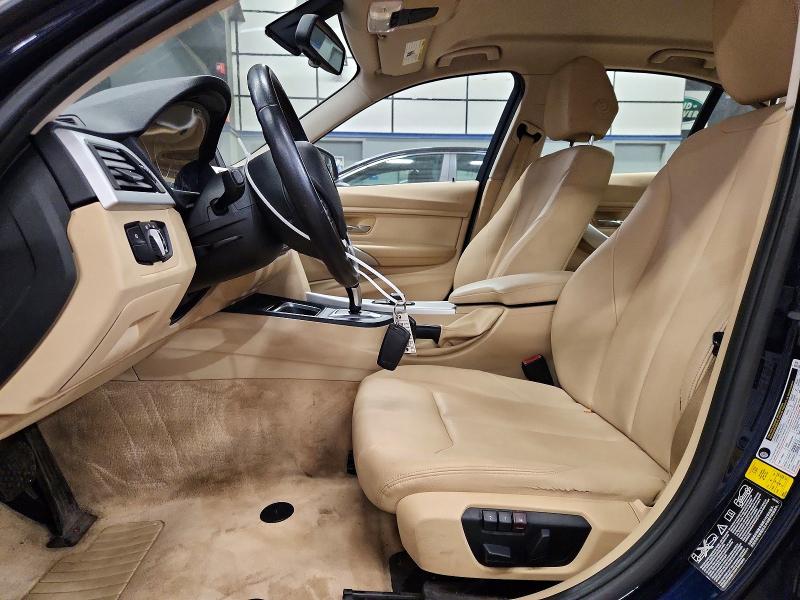 2013 Bmw 328 მანქანა იყიდება აუქციონზე, vin: WBA3B3C56DF533146, აუქციონის ნომერი: 71967066