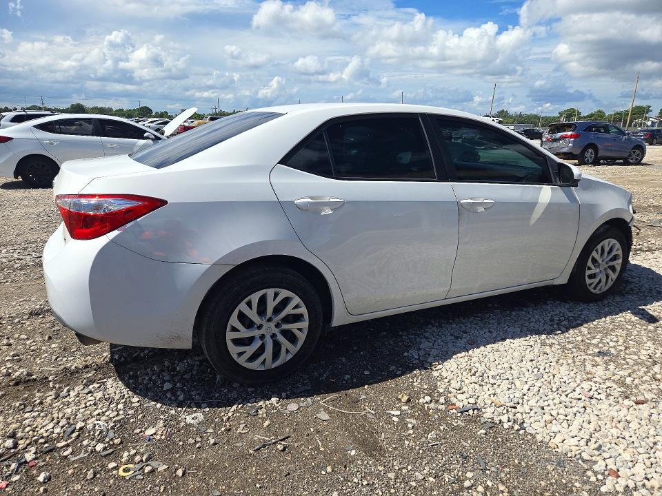 Продажа на аукционе авто 2016 Toyota Corolla, vin: 2T1BURHE7GC690802, номер лота: 72367456