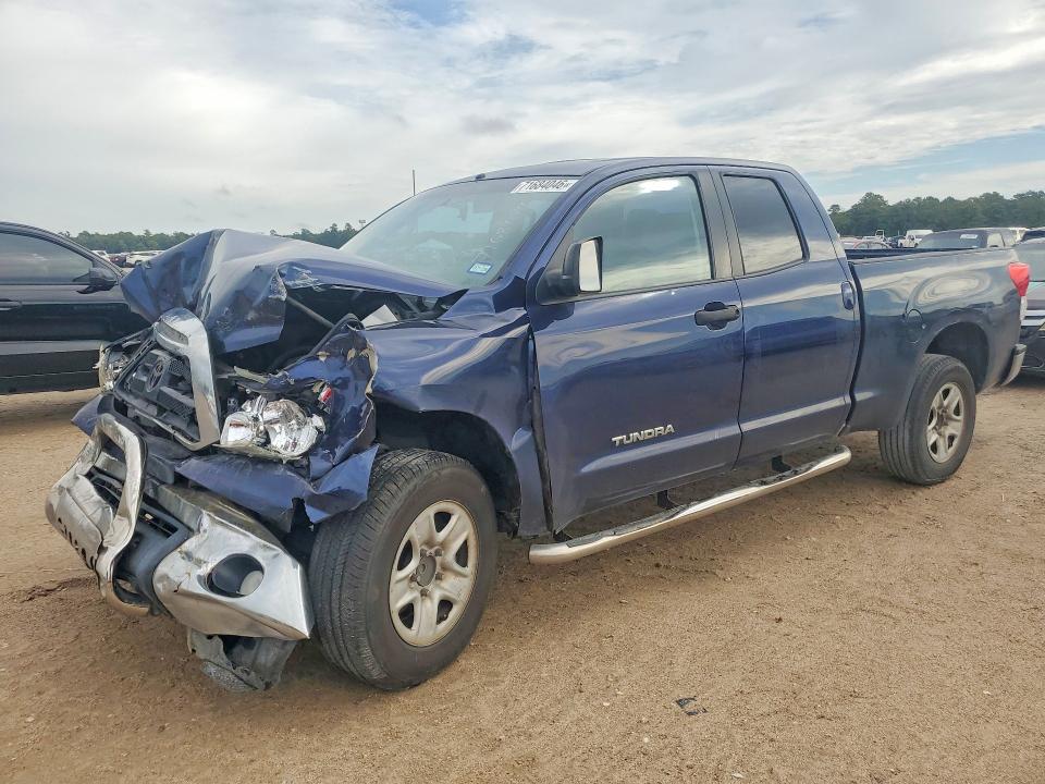 71684046 :رقم المزاد ، 5TFRM5F13BX030757 vin ، 2011 Toyota Tundra مزاد بيع