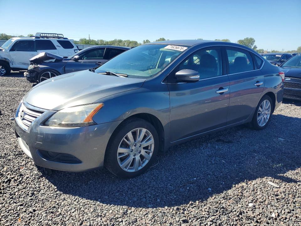 2015 Nissan Sentra მანქანა იყიდება აუქციონზე, vin: 3N1AB7AP1FY241375, აუქციონის ნომერი: 71626676