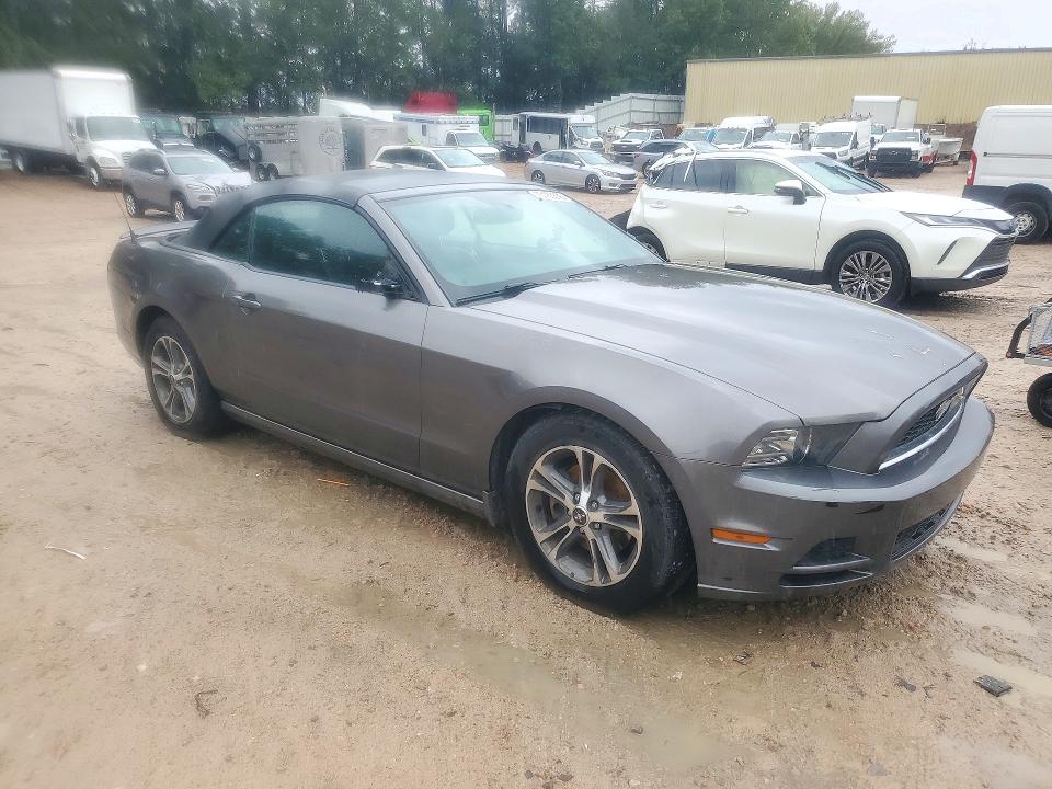 Продаж на аукціоні авто 2014 Ford Mustang, vin: 1ZVBP8EM7E5220306, номер лоту: 73183376