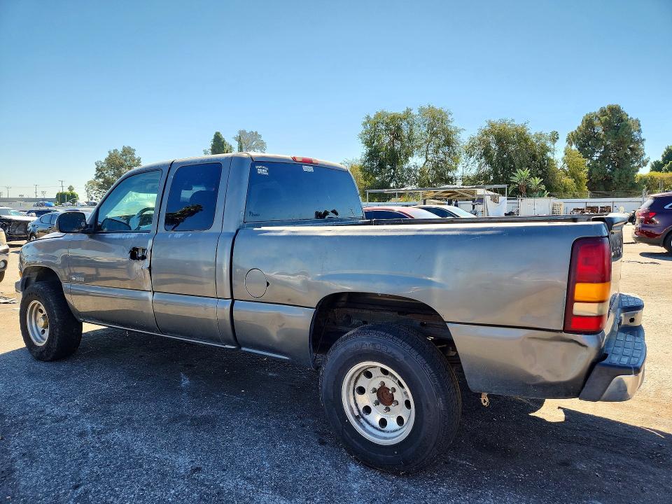 71041746 :رقم المزاد ، 2GCEC19V811379823 vin ، 2001 Chevrolet Silverado مزاد بيع