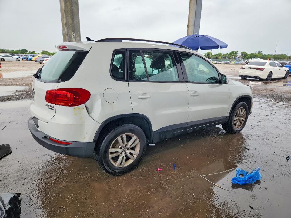 71097886 :رقم المزاد ، WVGBV7AX1FW102052 vin ، 2015 Volkswagen Tiguan مزاد بيع