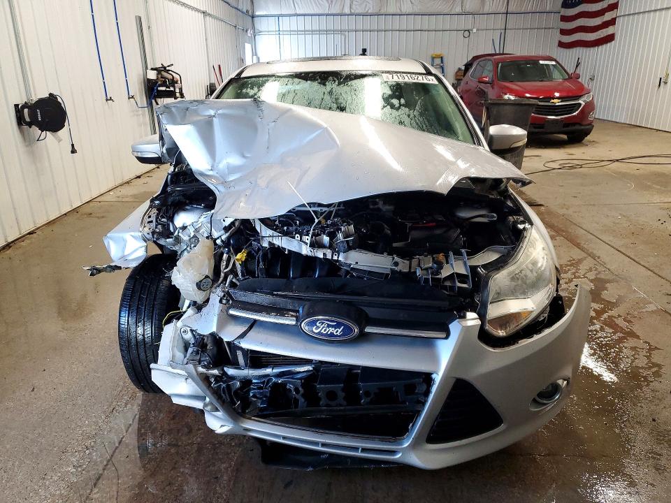 2013 Ford Focus მანქანა იყიდება აუქციონზე, vin: 1FADP3F22DL297385, აუქციონის ნომერი: 71916276