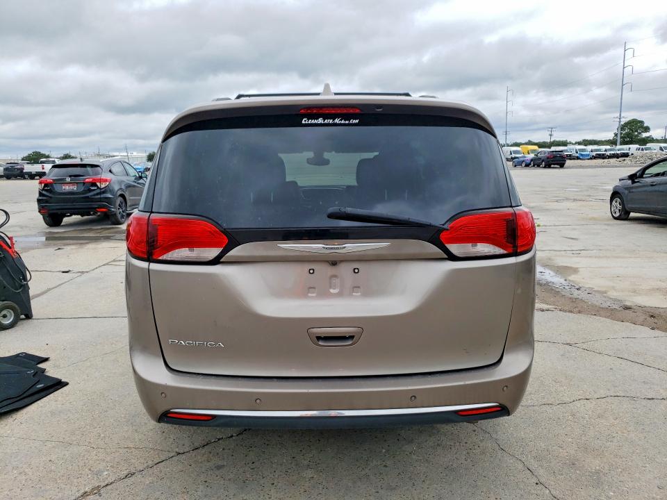 Продажа на аукционе авто 2017 Chrysler Pacifica, vin: 2C4RC1BG5HR569474, номер лота: 70603326