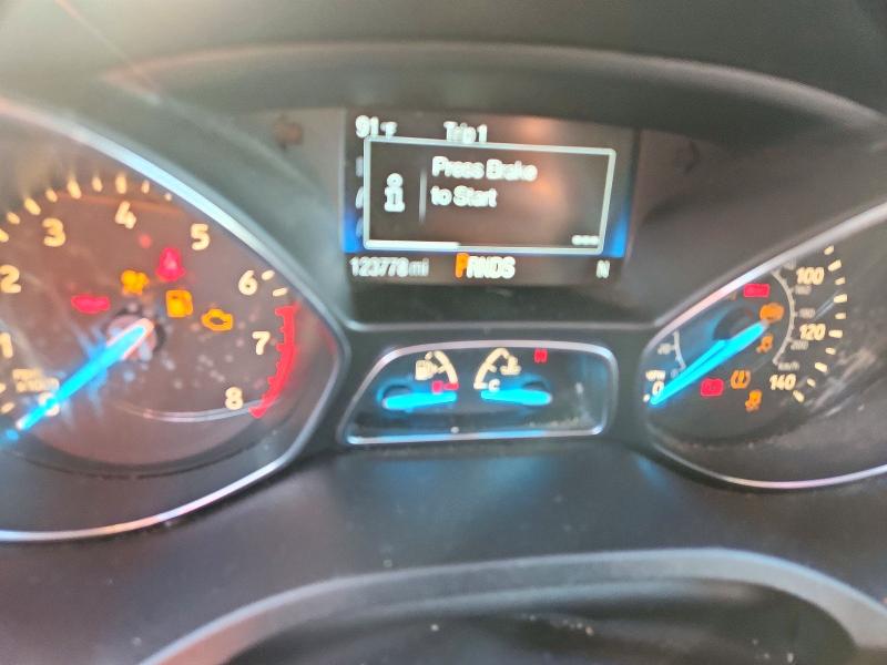 Продажа на аукционе авто 2019 Ford Escape, vin: 1FMCU9GD7KUA28285, номер лота: 71392876