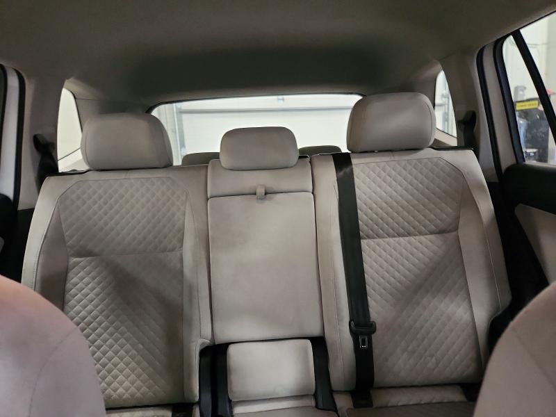 Aukcja sprzedaży 2018 Volkswagen Tiguan, vin: 3VV1B7AX0JM017092, numer aukcji: 71734106
