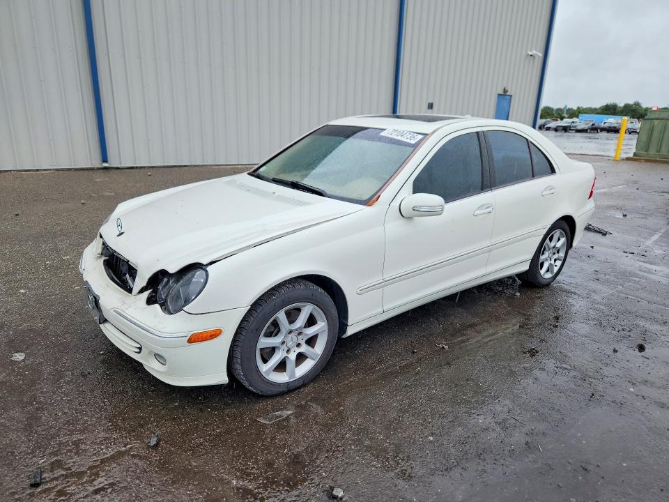 2007 Mercedes-benz C მანქანა იყიდება აუქციონზე, vin: WDBRF92H57F876131, აუქციონის ნომერი: 72104736