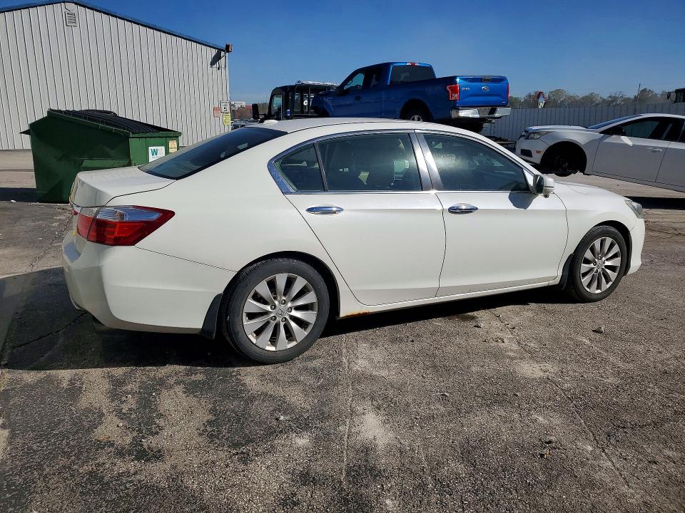 Aukcja sprzedaży 2015 Honda Accord, vin: 1HGCR2F82FA038572, numer aukcji: 71153856