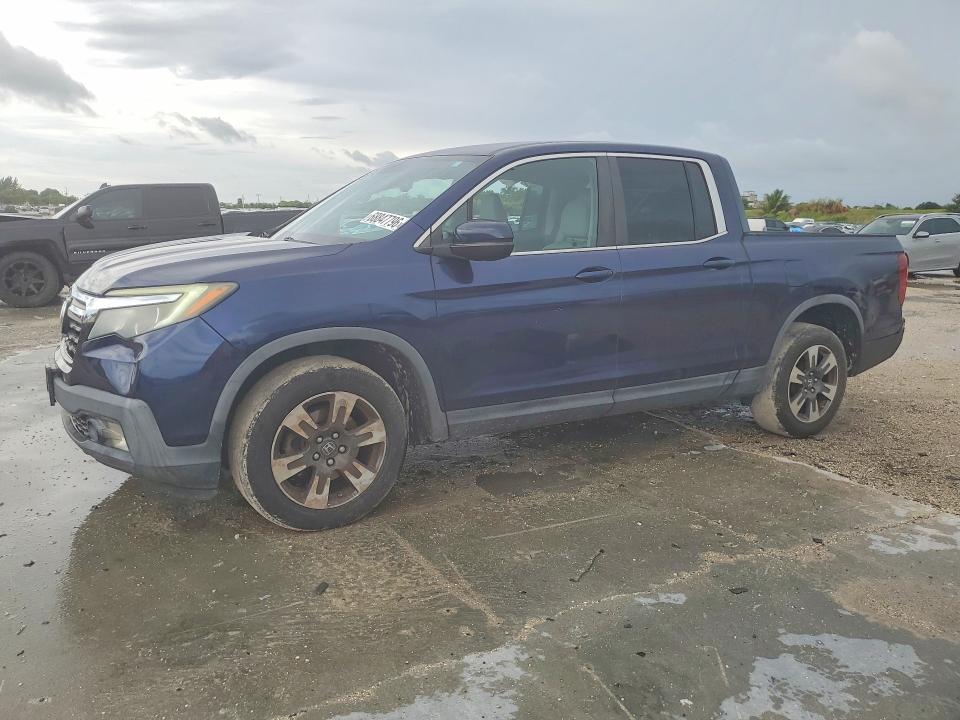 68847796 :رقم المزاد ، 5FPYK2F66HB010685 vin ، 2017 Honda Ridgeline مزاد بيع