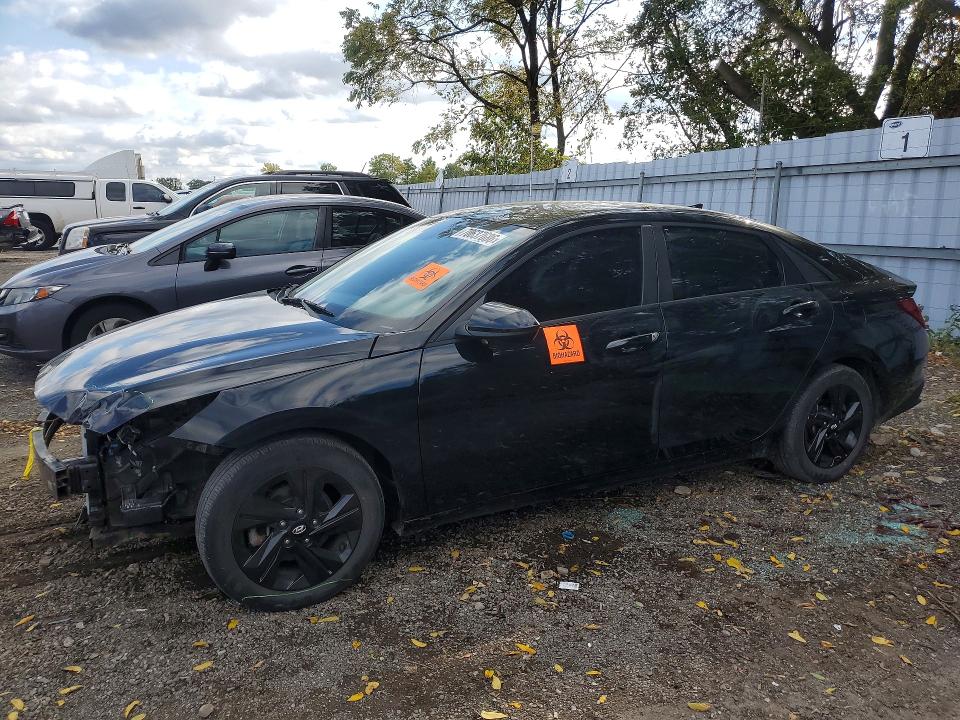 70637686 :رقم المزاد ، KMHLM4AG6MU073212 vin ، 2021 Hyundai Elantra مزاد بيع