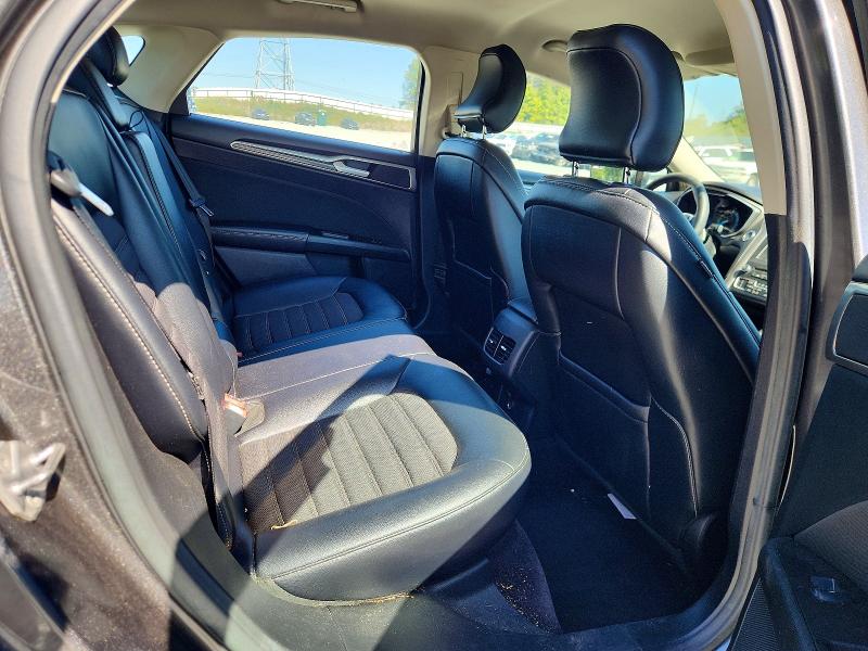 72491526 :رقم المزاد ، 3FA6P0HD5HR226484 vin ، 2017 Ford Fusion مزاد بيع