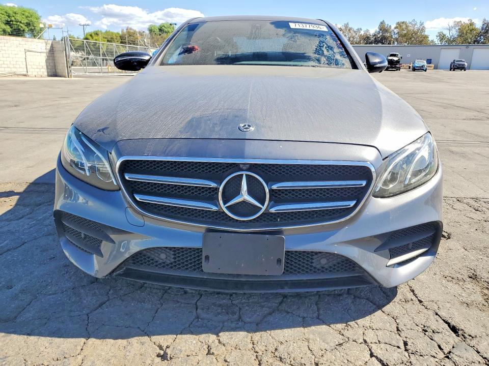 71377936 :رقم المزاد ، WDDZF8DBXLA722662 vin ، 2020 Mercedes-benz E مزاد بيع