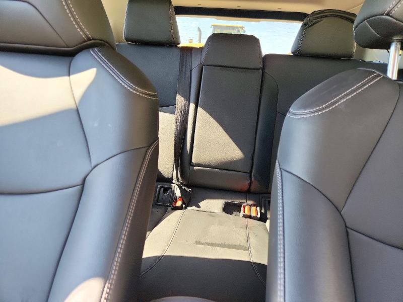 72676376 :رقم المزاد ، 7MUEAAAG7TV205276 vin ، 2026 Toyota Corolla Cross مزاد بيع