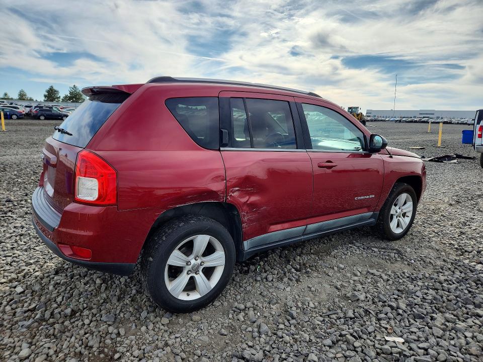 71397896 :رقم المزاد ، 1J4NF1FB0BD168830 vin ، 2011 Jeep Compass مزاد بيع