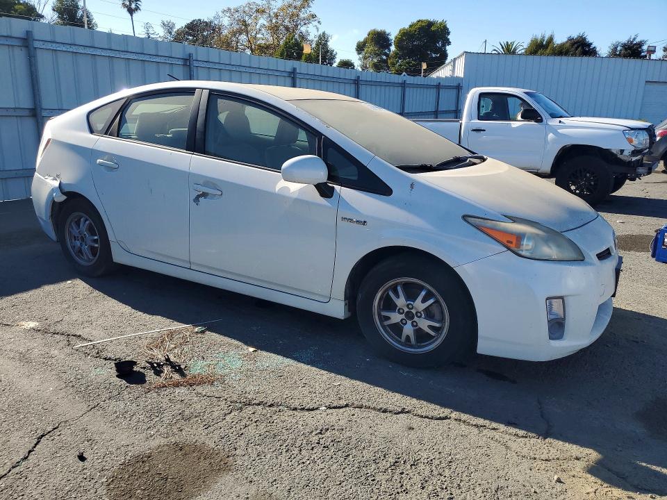 70328066 :رقم المزاد ، JTDKN3DUXB5313829 vin ، 2011 Toyota Prius مزاد بيع