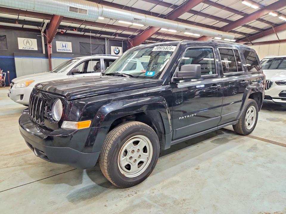 70925336 :رقم المزاد ، 1C4NJRBBXHD142124 vin ، 2017 Jeep Patriot مزاد بيع