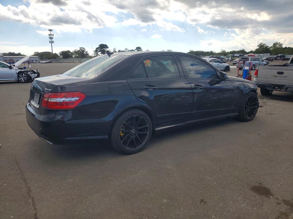 Продажа на аукционе авто 2010 Mercedes-benz E, vin: WDDHF8HB5AA122537, номер лота: 70863986