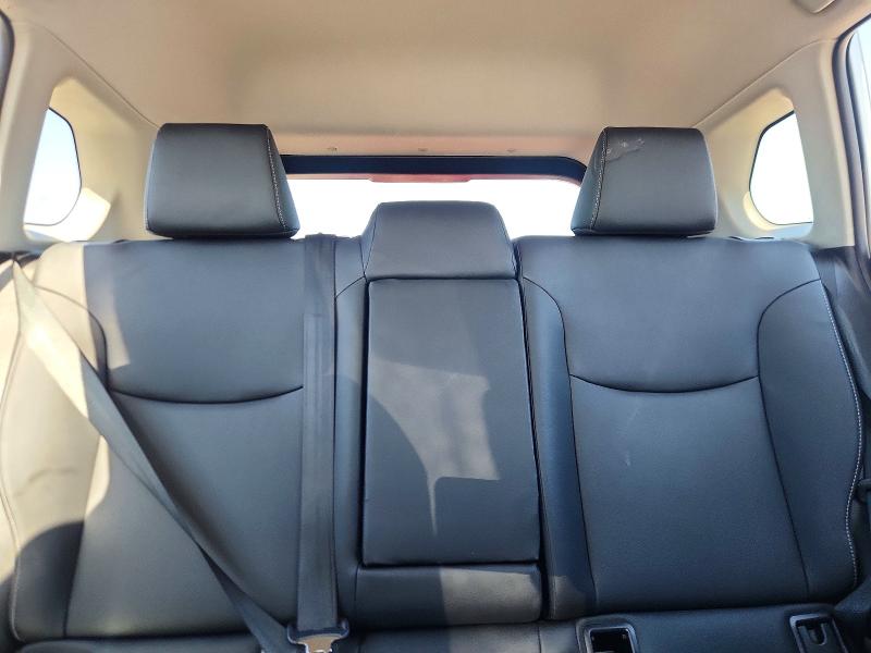 Продаж на аукціоні авто 2025 Toyota Corolla Cross, vin: 7MUDAABG9SV143176, номер лоту: 71148516