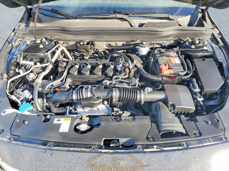 71628946 :رقم المزاد ، 1HGCV1F12NA009063 vin ، 2022 Honda Accord مزاد بيع