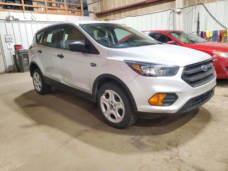 Продажа на аукционе авто 2018 Ford Escape, vin: 1FMCU0F75JUD30003, номер лота: 72806266