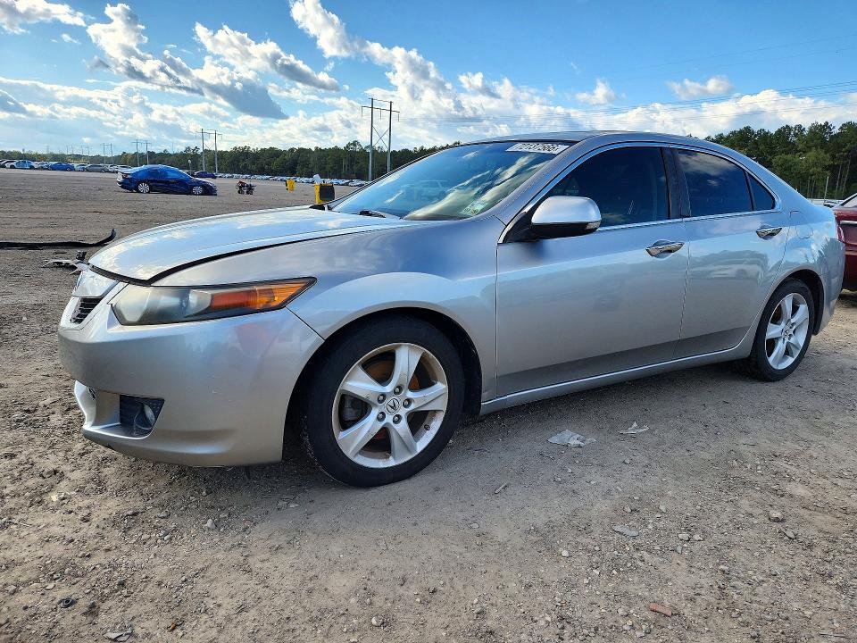 72137566 :رقم المزاد ، JH4CU2F67AC028188 vin ، 2010 Acura Tsx مزاد بيع