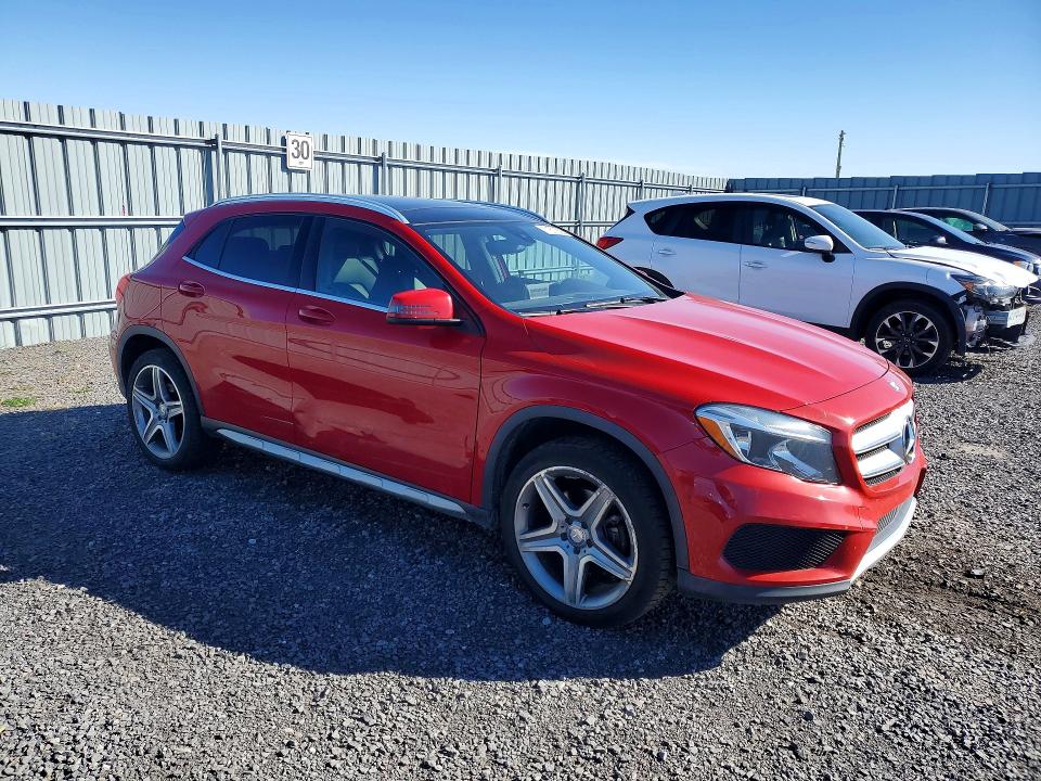 71877326 :رقم المزاد ، WDCTG4GB3GJ256042 vin ، 2016 Mercedes-benz Gla مزاد بيع