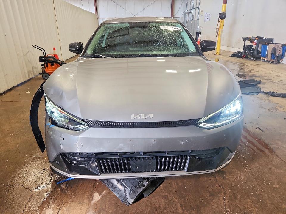 71417066 :رقم المزاد ، KNDC34LA6P5606285 vin ، 2023 Kia Ev6 مزاد بيع