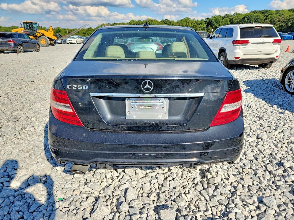 71263196 :رقم المزاد ، WDDGF4HB1DA766674 vin ، 2013 Mercedes-benz C مزاد بيع