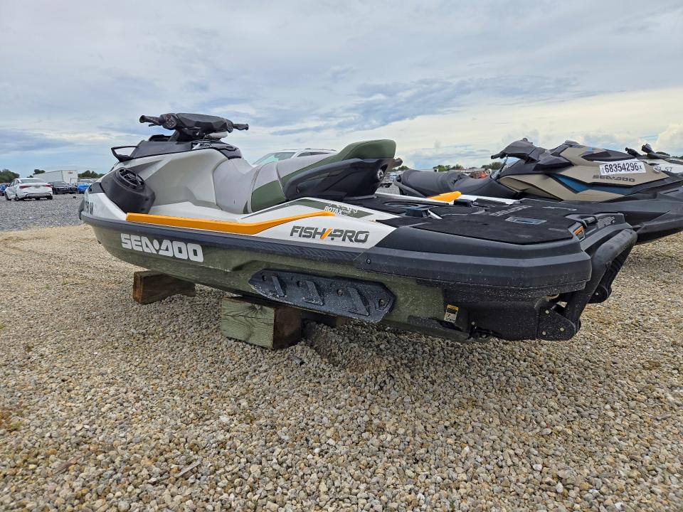 Продаж на аукціоні авто 2020 Sea-doo Fish Pro, vin: YDV22003J920, номер лоту: 70673766