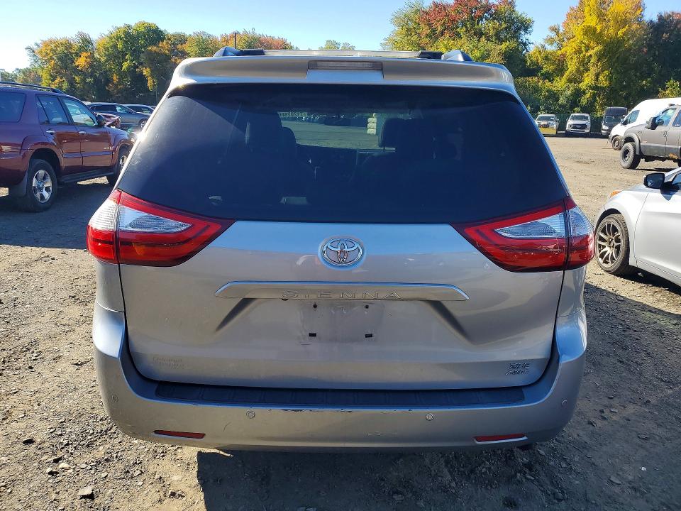 Aukcja sprzedaży 2015 Toyota Sienna, vin: 5TDDK3DC4FS095315, numer aukcji: 71202866