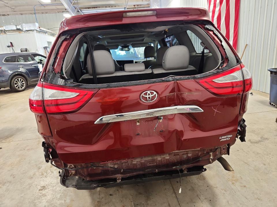 Продажа на аукционе авто 2017 Toyota Sienna, vin: 5TDDZ3DC2HS166770, номер лота: 71042476