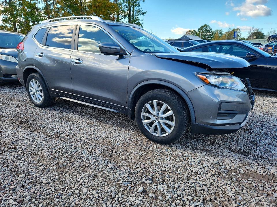 Продаж на аукціоні авто 2018 Nissan Rogue, vin: JN8AT2MV5JW301881, номер лоту: 72023136