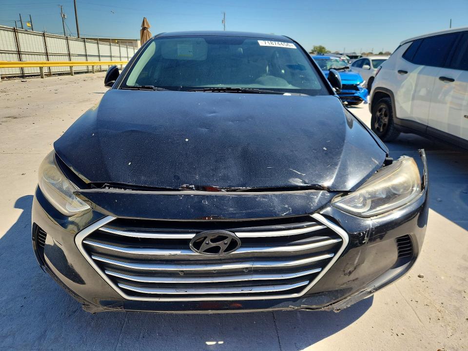 2017 Hyundai Elantra მანქანა იყიდება აუქციონზე, vin: 5NPD74LF3HH054282, აუქციონის ნომერი: 71874456