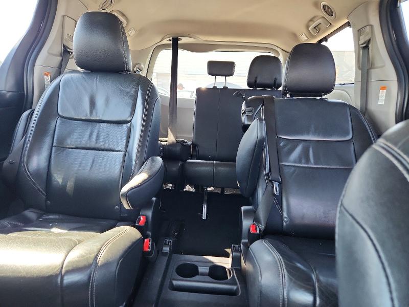 Aukcja sprzedaży 2016 Toyota Sienna, vin: 5TDXK3DC5GS696778, numer aukcji: 70605416