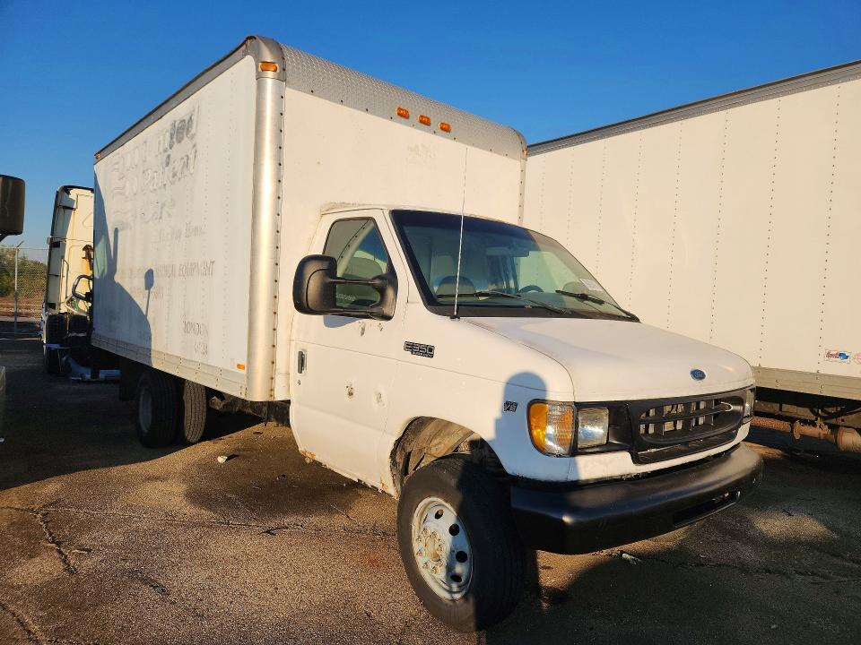 70629496 :رقم المزاد ، 1FDWE35L51HA24437 vin ، 2001 Ford E350 مزاد بيع
