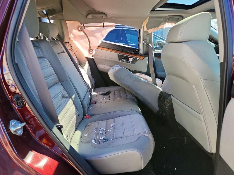 71843396 :رقم المزاد ، 7FARW2H59JE094226 vin ، 2018 Honda Cr-v مزاد بيع
