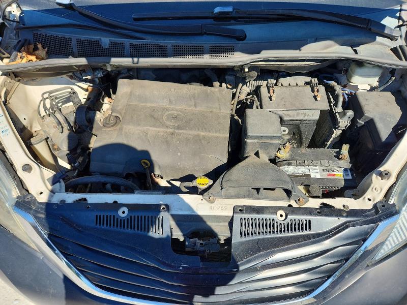 2012 Toyota Sienna მანქანა იყიდება აუქციონზე, vin: 5TDKK3DC0CS207952, აუქციონის ნომერი: 71691206