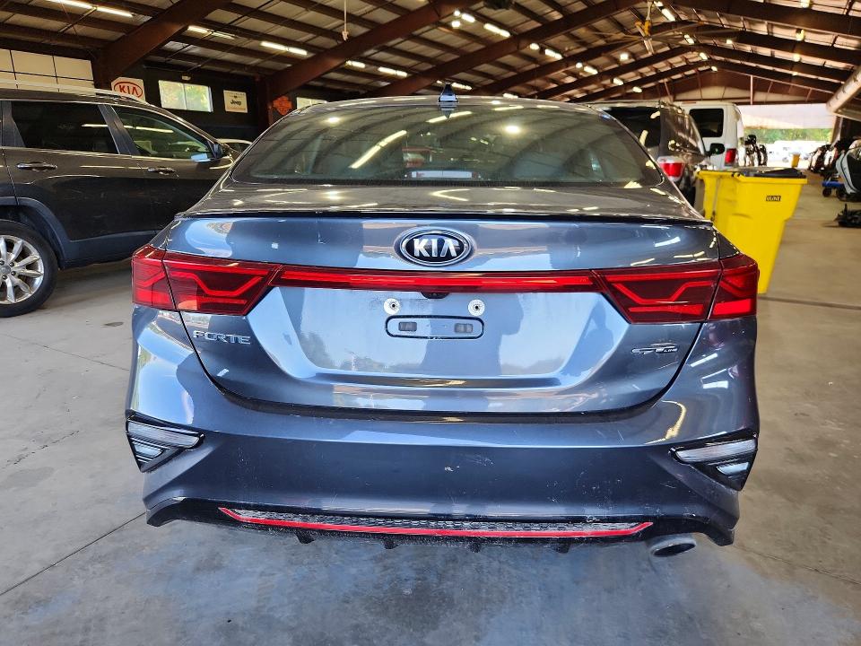 71441456 :رقم المزاد ، 3KPF34AD4ME306545 vin ، 2021 Kia Forte مزاد بيع