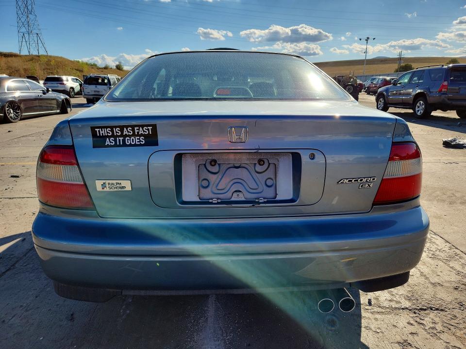 1995 Honda Accord მანქანა იყიდება აუქციონზე, vin: 1HGCD7257SA019923, აუქციონის ნომერი: 71200136