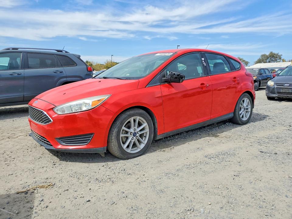 71504676 :رقم المزاد ، 1FADP3K26HL285770 vin ، 2017 Ford Focus مزاد بيع