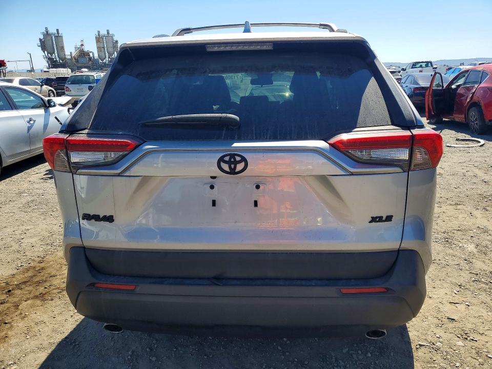 71306216 :رقم المزاد ، 2T3W1RFV5KW043133 vin ، 2019 Toyota Rav4 مزاد بيع