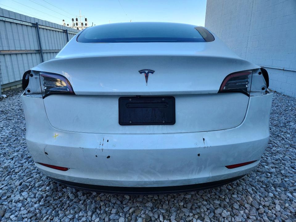 Продажа на аукционе авто 2023 Tesla Model 3, vin: 5YJ3E1EA6PF449281, номер лота: 71743026