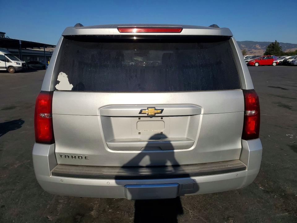 71582456 :رقم المزاد ، 1GNSCBKC1FR163531 vin ، 2015 Chevrolet Tahoe مزاد بيع