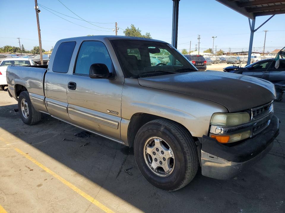 72587336 :رقم المزاد ، 2GCEC19V4X1226428 vin ، 1999 Chevrolet Silverado مزاد بيع