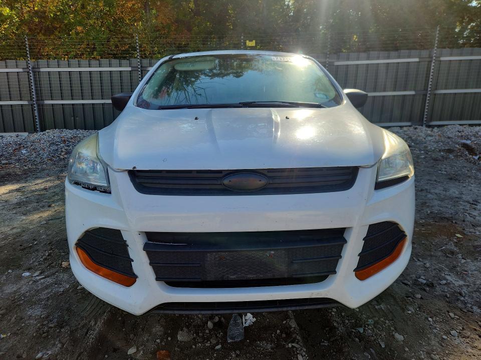 2015 Ford Escape მანქანა იყიდება აუქციონზე, vin: 1FMCU0F78FUC71813, აუქციონის ნომერი: 71718686
