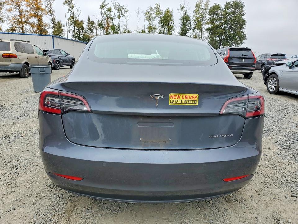 Продажа на аукционе авто 2018 Tesla Model 3, vin: 5YJ3E1EB9JF185361, номер лота: 71848536