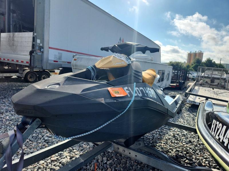 Продажа на аукционе авто 2018 Sea-doo Spark, vin: YDV88392E818, номер лота: 63550296
