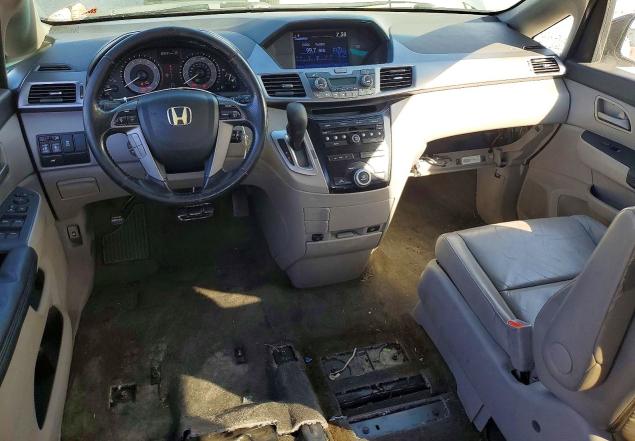 72332806 :رقم المزاد ، 5FNRL5H67CB138533 vin ، 2012 Honda Odyssey مزاد بيع